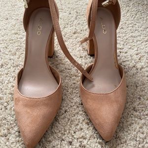 Aldo Nude Velvet heels